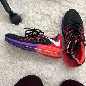 Women's Nike - Airmax 8.5